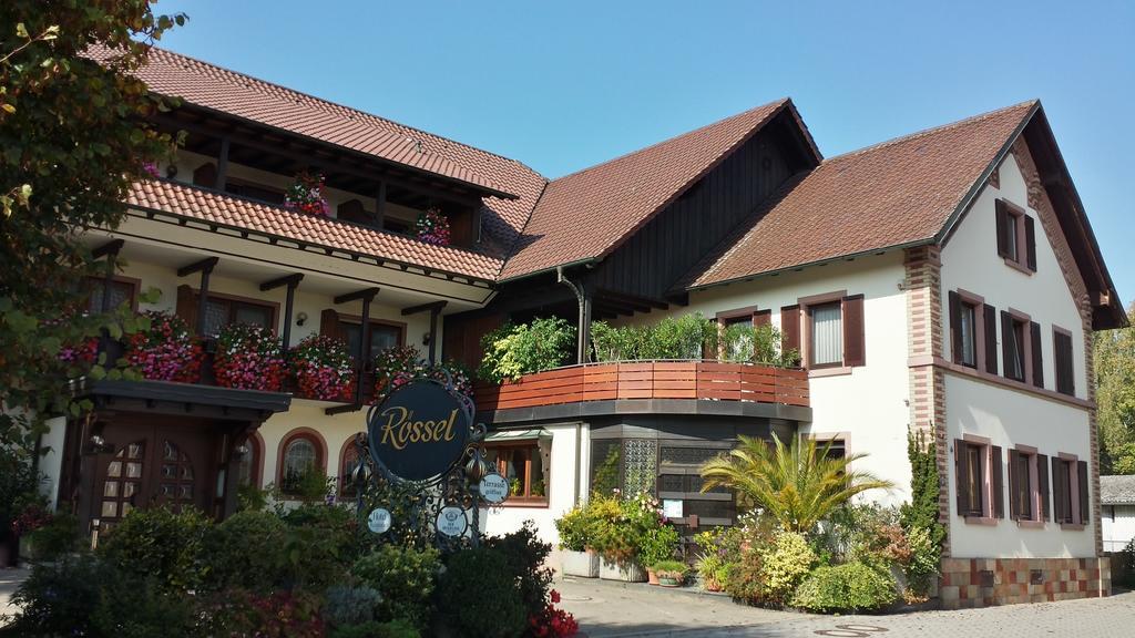 Gasthaus Zum Roessel Lichtenau Scherzheim Екстер'єр фото